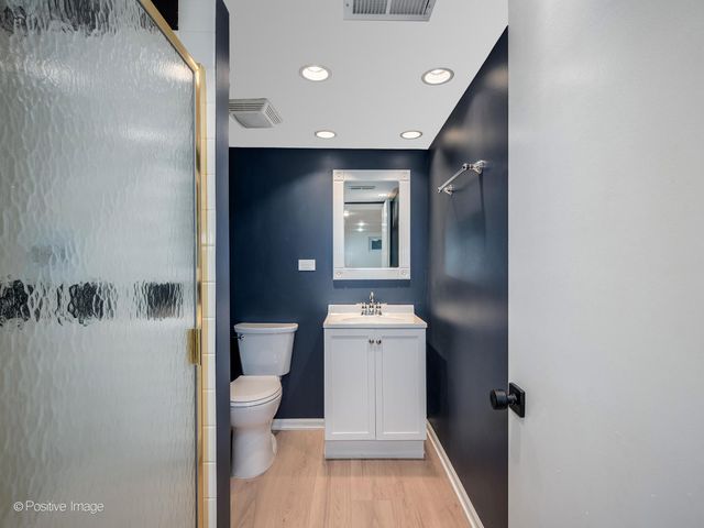 140 N Quincy Street, Hinsdale, IL 60521