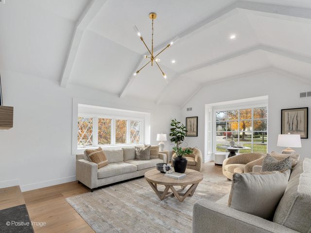 140 N Quincy Street, Hinsdale, IL 60521