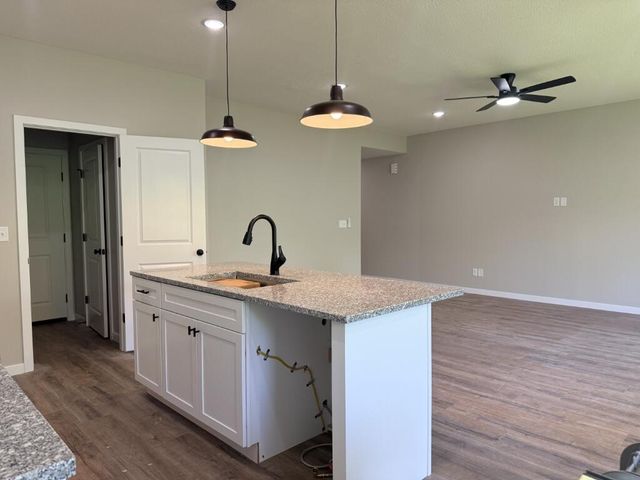 585 Bailiwick Drive, Rogersville, MO 65742