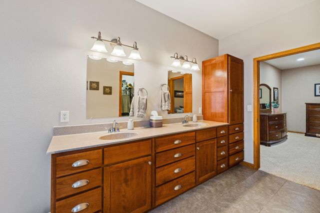 102 County RD 1, Fessenden, ND 58438