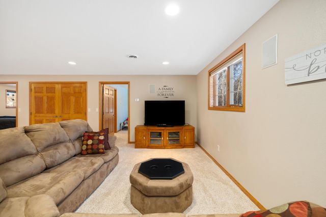 102 County RD 1, Fessenden, ND 58438