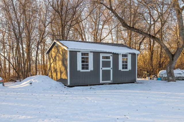 102 County RD 1, Fessenden, ND 58438