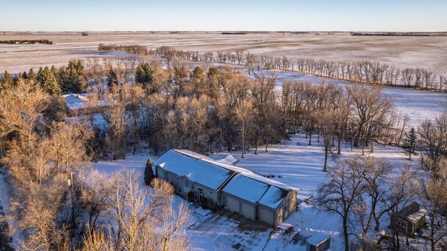 102 County RD 1, Fessenden, ND 58438