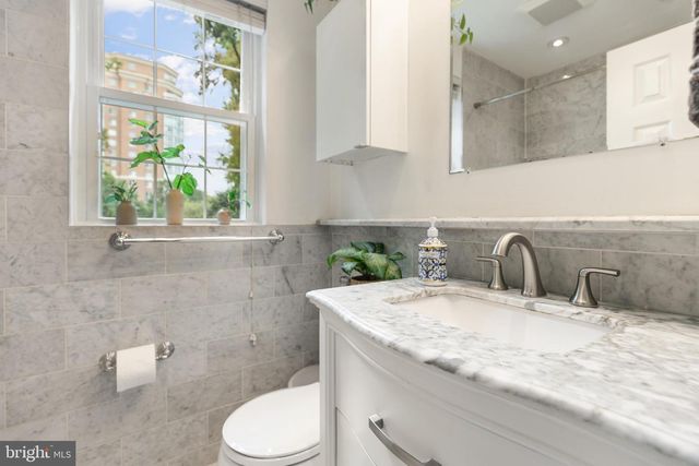 2814 S COLUMBUS ST, Arlington, VA 22206