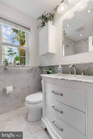 2814 S COLUMBUS ST, Arlington, VA 22206