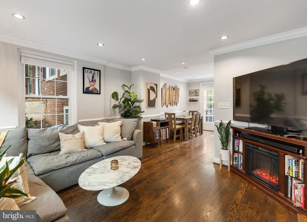 2814 S COLUMBUS ST, Arlington, VA 22206