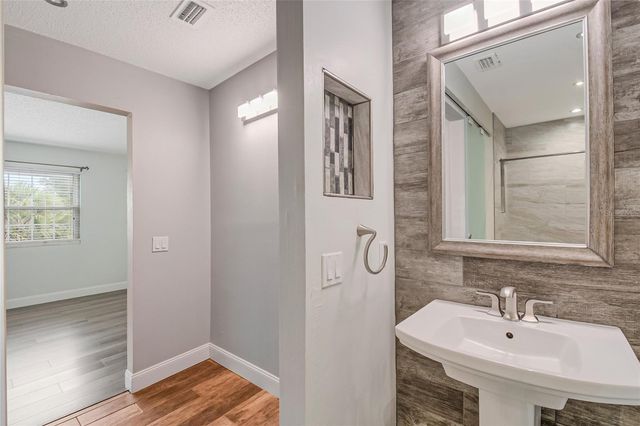 1025 WENTWORTH COURT, Longwood, FL 32750