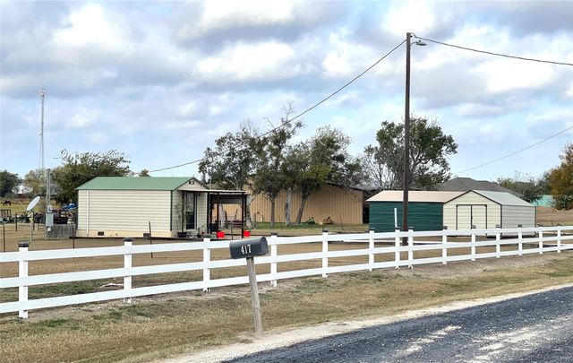 440 Ballman Road, Riesel, TX 76682