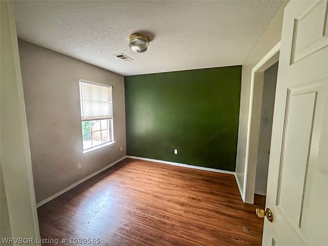 1015 N Daisy Street, Greenwood, AR 72936