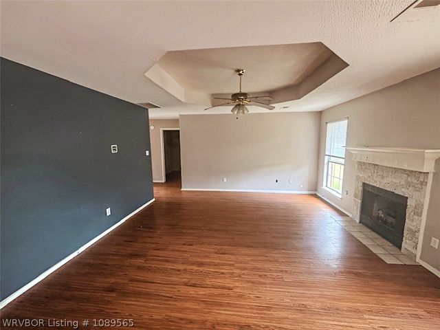 1015 N Daisy Street, Greenwood, AR 72936