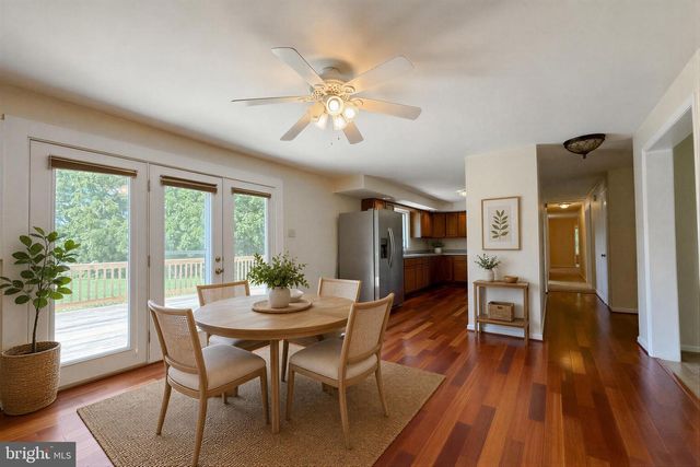 811 COVE POINT RD, Lusby, MD 20657