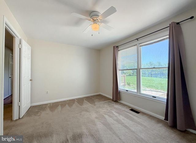 811 COVE POINT RD, Lusby, MD 20657