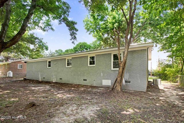 412 E 18th Street, Scotland Neck, NC 27874