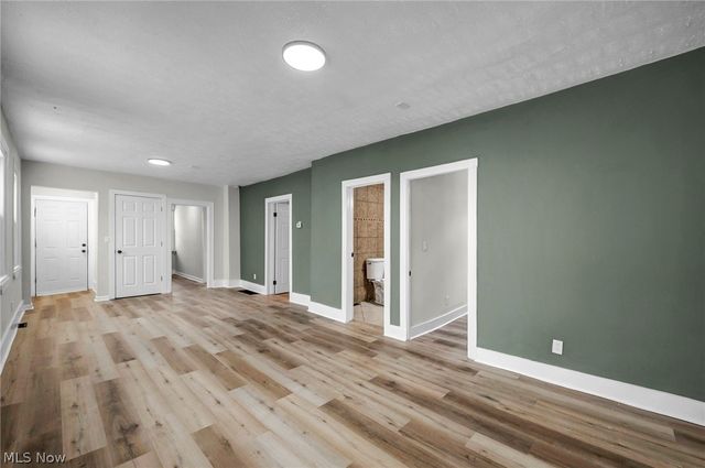 1939 W 54th Street, Cleveland, OH 44102