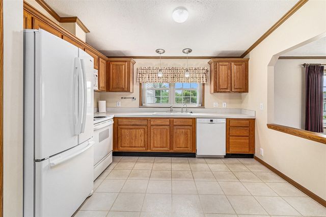 5280 Beardsley Court, Kalamazoo, MI 49004