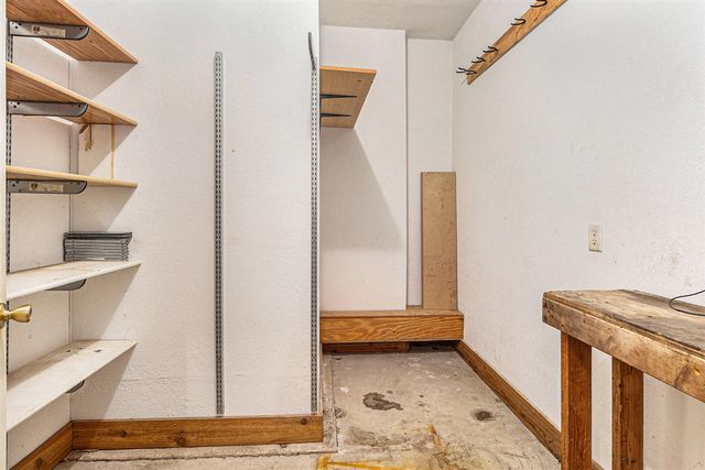 5280 Beardsley Court, Kalamazoo, MI 49004