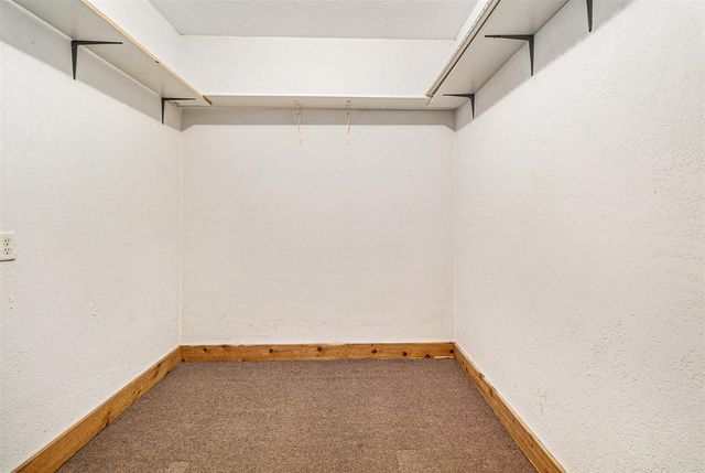 5280 Beardsley Court, Kalamazoo, MI 49004