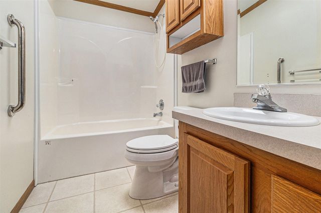 5280 Beardsley Court, Kalamazoo, MI 49004