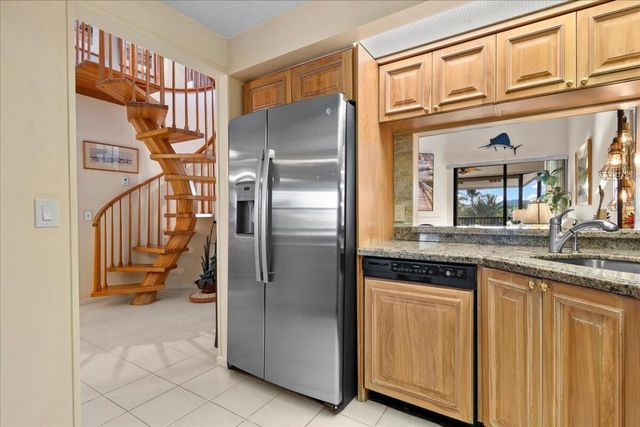 143 Bay Colony Drive N, Juno Beach, FL 33408