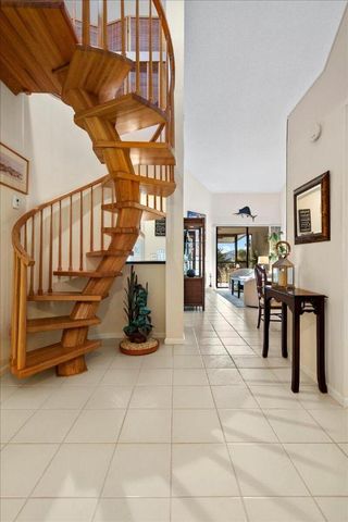 143 Bay Colony Drive N, Juno Beach, FL 33408