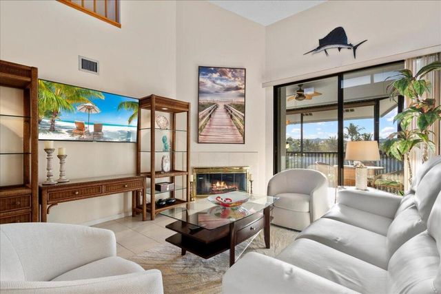 143 Bay Colony Drive N, Juno Beach, FL 33408