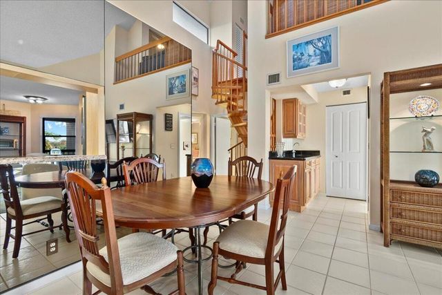 143 Bay Colony Drive N, Juno Beach, FL 33408