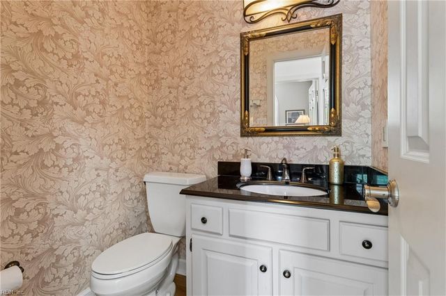 402 Alderwood DR, Williamsburg, VA 23185