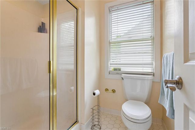 402 Alderwood DR, Williamsburg, VA 23185