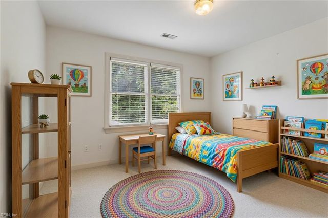 402 Alderwood DR, Williamsburg, VA 23185