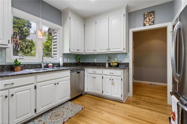 402 Alderwood DR, Williamsburg, VA 23185