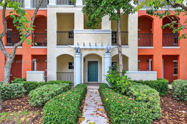 704 SW 1st Avenue, Pompano Beach, FL 33060