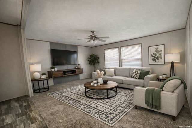 312 thomas, Brackettville, TX 78832