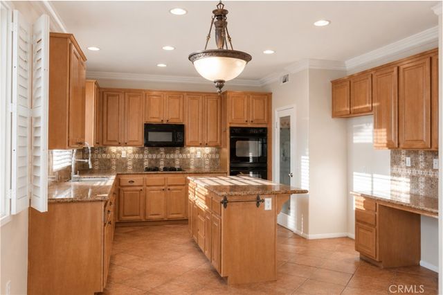 2260 Marsant, Corona, CA 92882