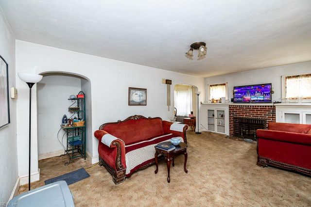 2314 Piedmont AVE, Portsmouth, VA 23704