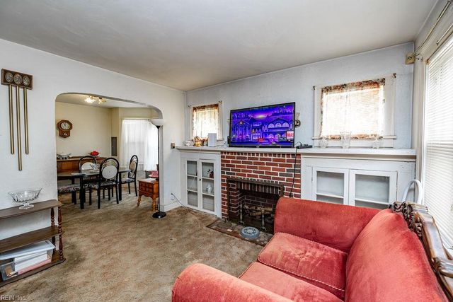 2314 Piedmont AVE, Portsmouth, VA 23704