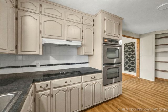 4604 Maple Drive, Sand Springs, OK 74063