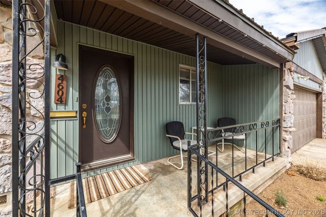 4604 Maple Drive, Sand Springs, OK 74063