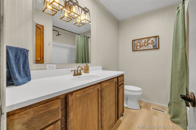 4604 Maple Drive, Sand Springs, OK 74063