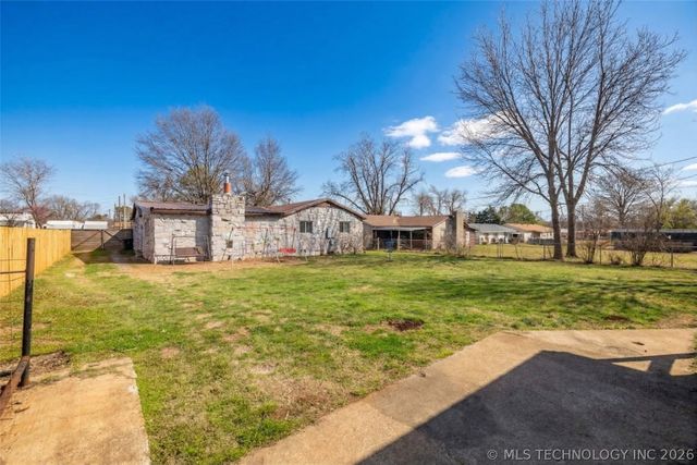 4604 Maple Drive, Sand Springs, OK 74063