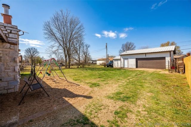 4604 Maple Drive, Sand Springs, OK 74063