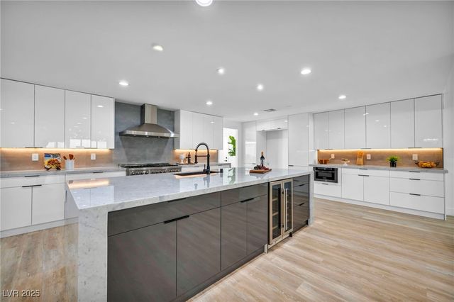 3630 Tobias Lane, Las Vegas, NV 89120