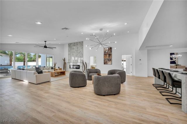 3630 Tobias Lane, Las Vegas, NV 89120