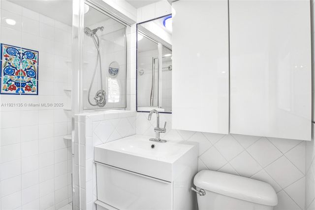 12545 Palm Rd, North Miami, FL 33181