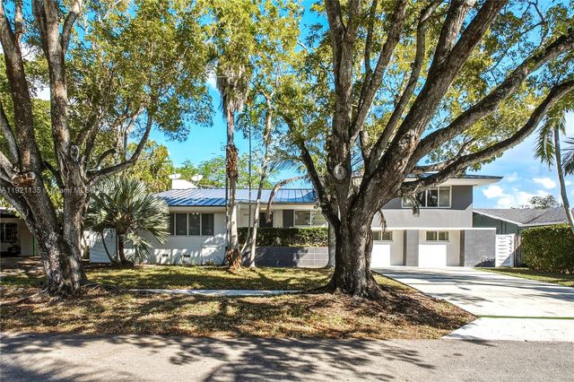 12545 Palm Rd, North Miami, FL 33181