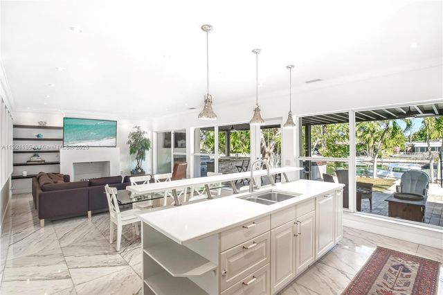 12545 Palm Rd, North Miami, FL 33181