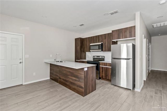 1204 Shavano Drive 3, Edinburg, TX 78541