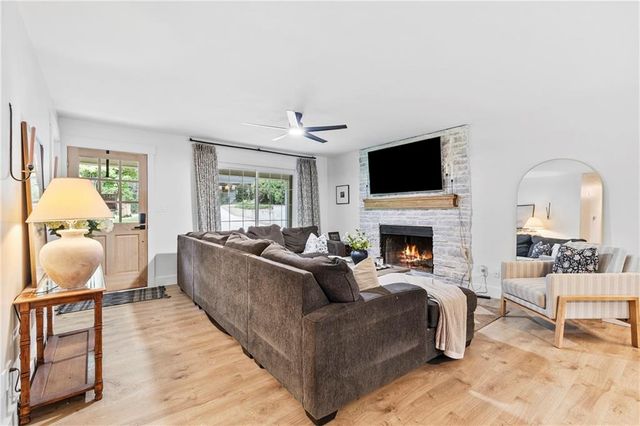 2667 Tammi Lane, Gainesville, GA 30506