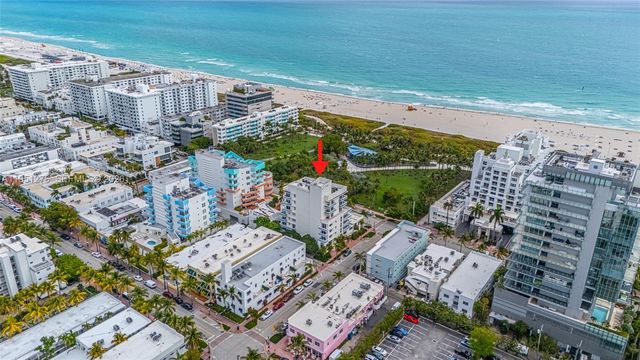 200 Ocean Dr 8F, Miami Beach, FL 33139