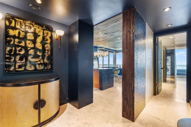 200 Ocean Dr 8F, Miami Beach, FL 33139