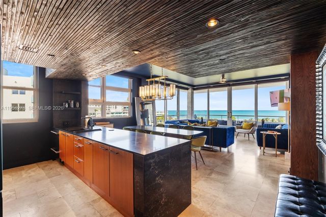 200 Ocean Dr 8F, Miami Beach, FL 33139